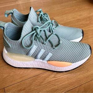 NWOT Adidas Women's Sneakers in Mint and Orange